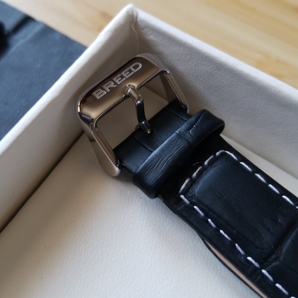 Breed Holden Watch - Picture 3 of 8